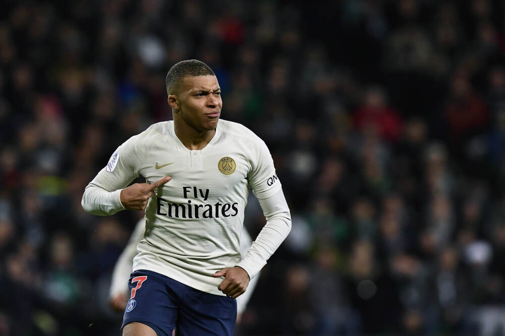 萌娃“趣”运动！研子幼儿园元旦主题活动嗨翻天